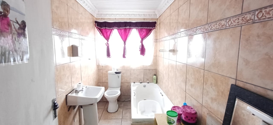 4 Bedroom Property for Sale in Haven Hills Eastern Cape